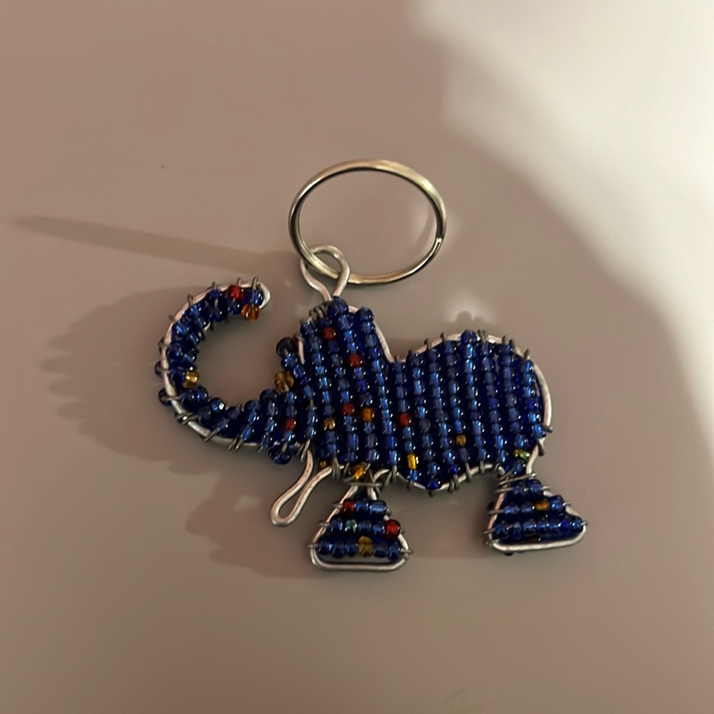 KEY RING , elephant